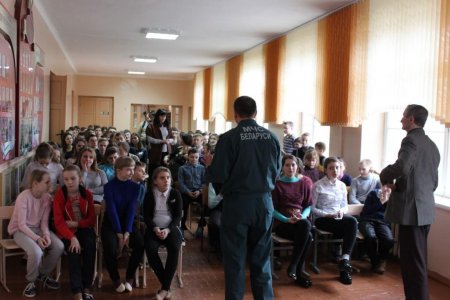 Дни безопасности в учреждениях образования
